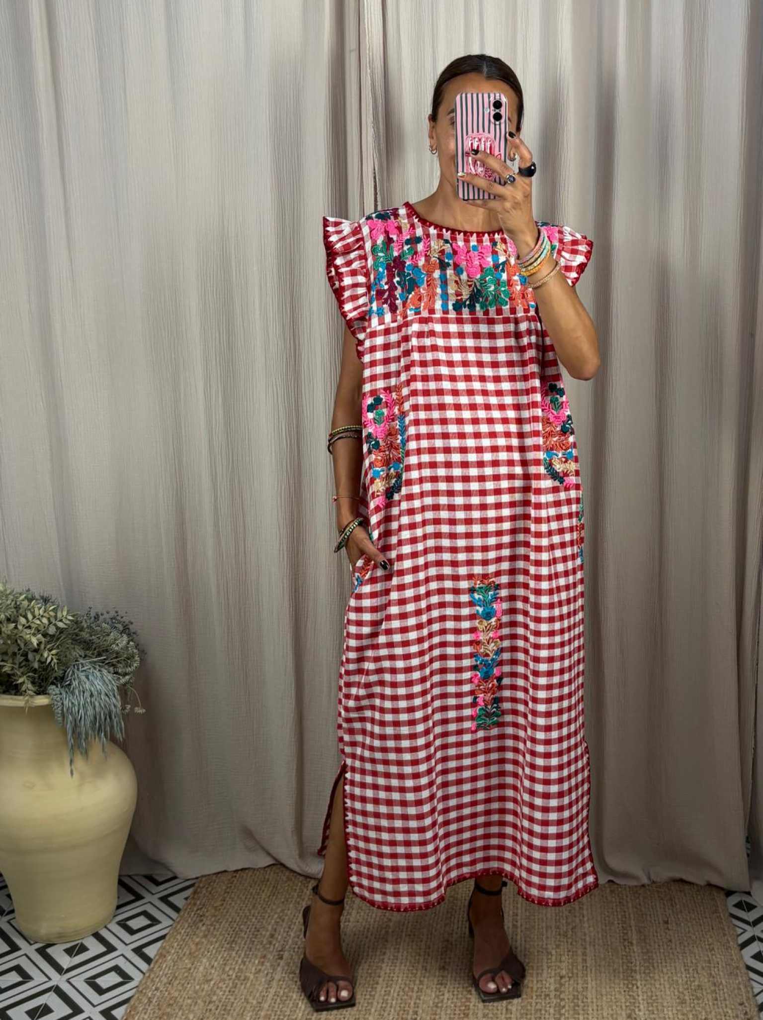 Vestido cuadros bordados 6 WhatsApp Image 2025 08 31 at 09.10.37 1 8efab45d