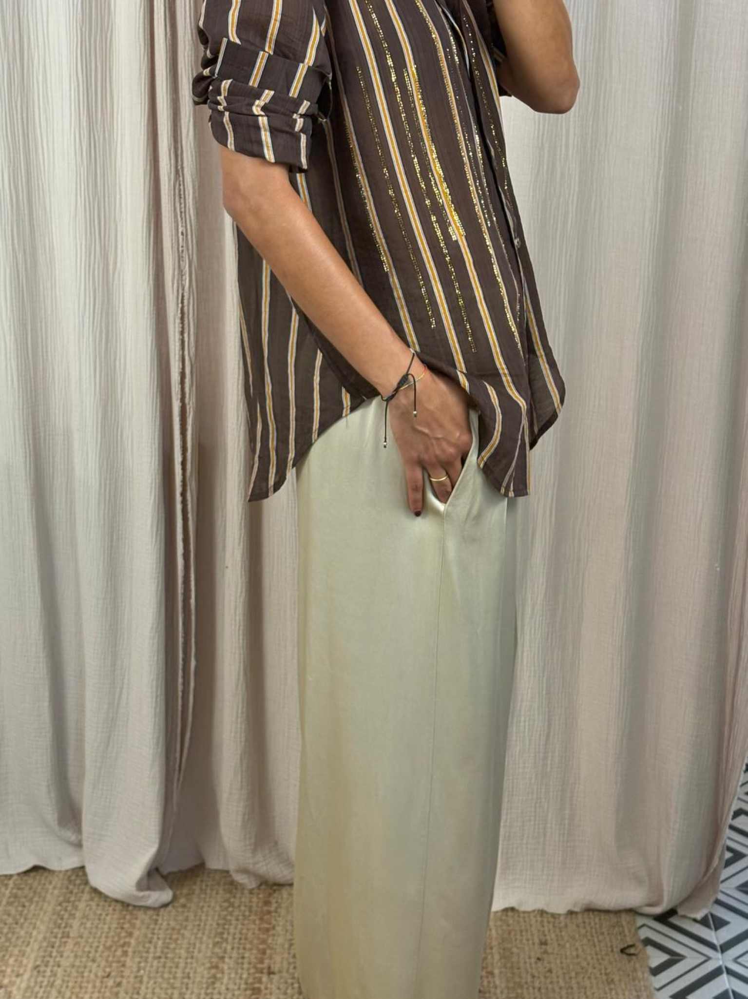 Pantalón satinado 2 WhatsApp Image 2025 10 24 at 19.02.37 2 a2dc6660