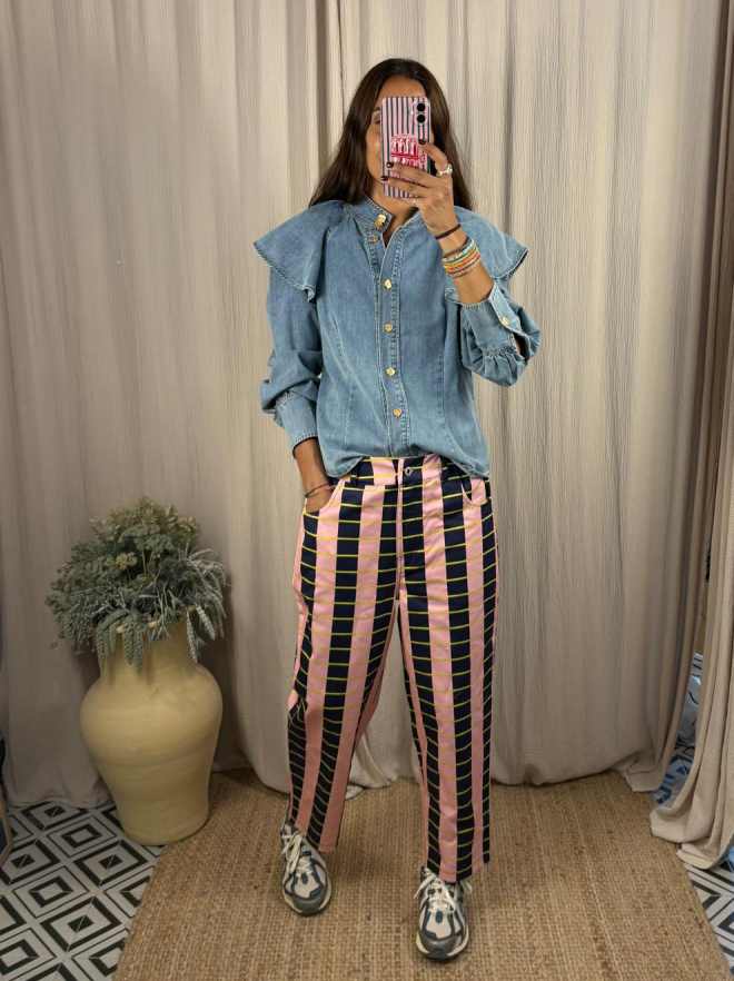 Total look casual 20 WhatsApp Image 2025 10 06 at 19.52.25 a5e98a3f