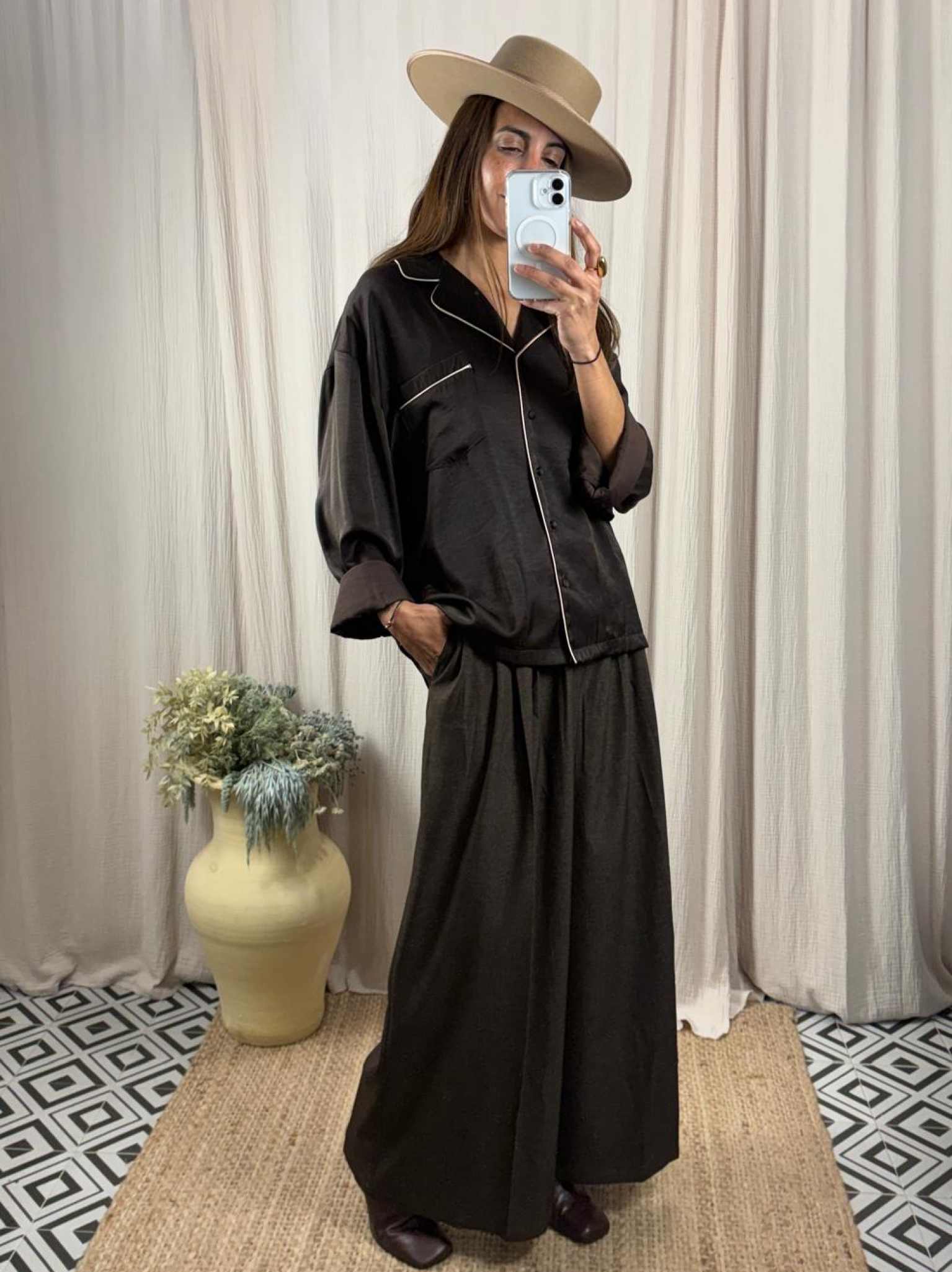 WhatsApp Image 2025 12 21 at 19.42.06 2 da8c7add