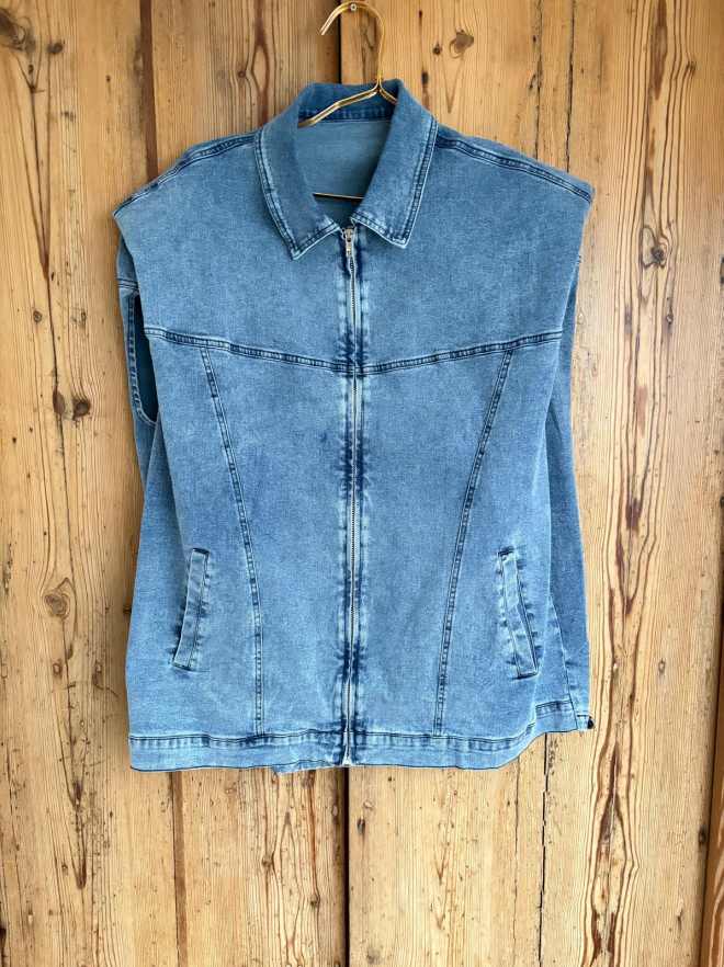 Vestido cuadros bordados 22 WhatsApp Image 2025 10 25 at 18.21.34 1 f4b7788d